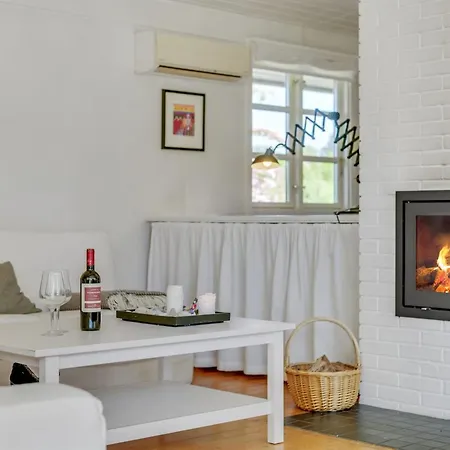Tobrjoen - 200m To The Fjord By Interhome Feriehus *