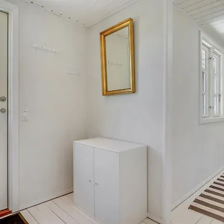 Tobrjoen - 200m To The Fjord By Interhome *